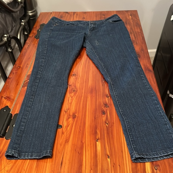 the Limited 917 blue jeans size 10 straight leg - Picture 15 of 15